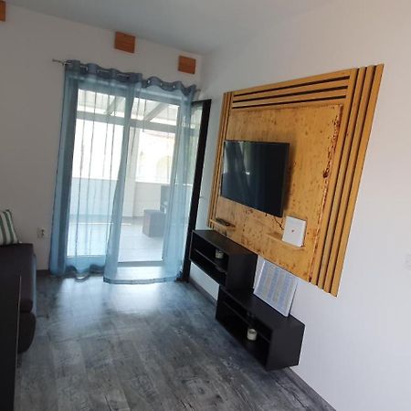 Apartman Joanna 斯塔拉诺瓦利亚 外观 照片